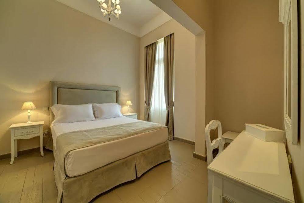 Home & Art Suites Atenas Exterior foto